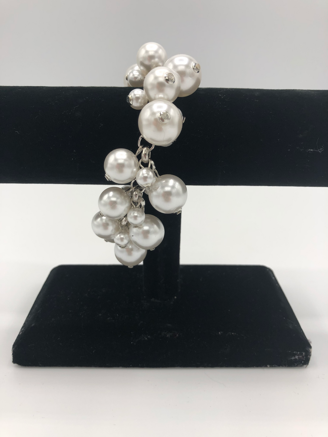 Pearl Bauble - Pearl Bracelet